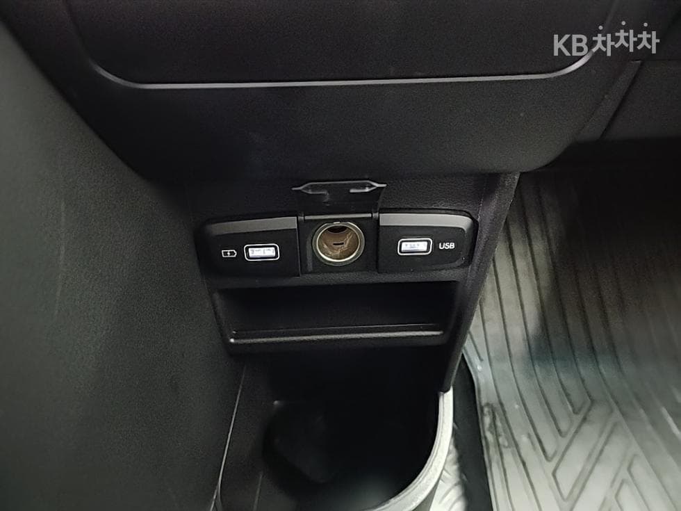 Хюндай Staria2.2 Турер 9 AWD Modern - 18