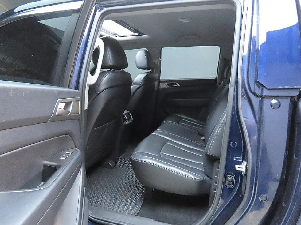 КейДжи Мобилити Rexton 스포츠2.2 4x4 Престиж - 11