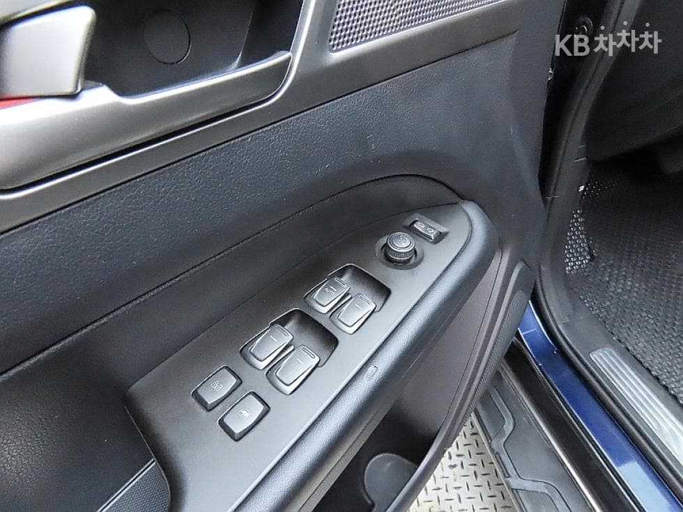 КейДжи Мобилити Rexton 스포츠2.2 4x4 Престиж - 13