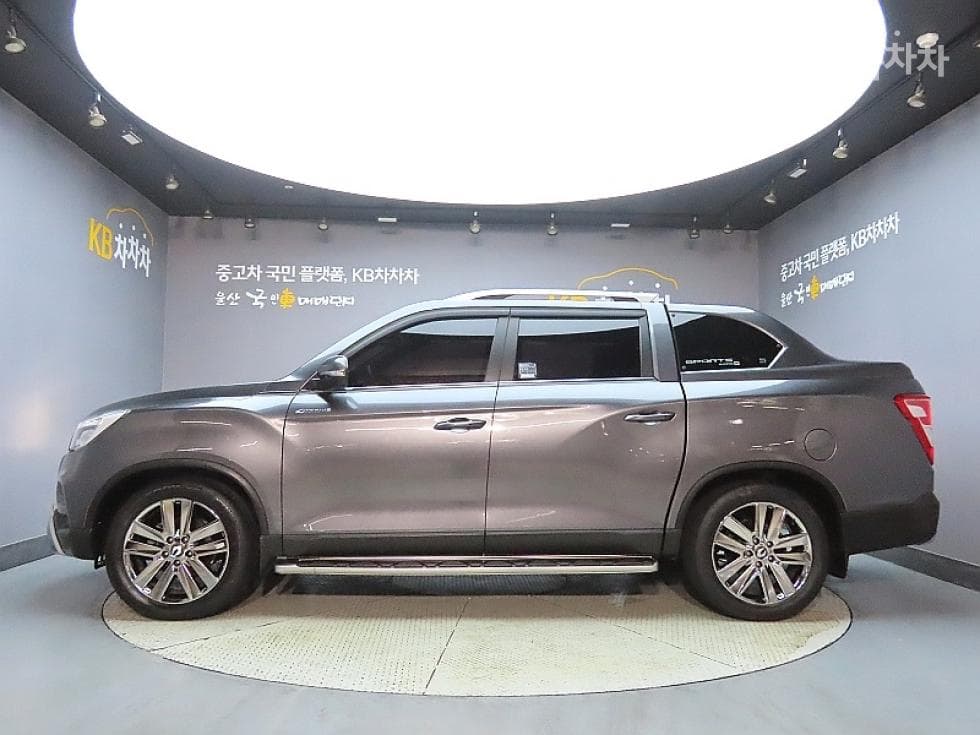 KG Mobility Rexton 스포츠2.2 4WD Noblesse - 5