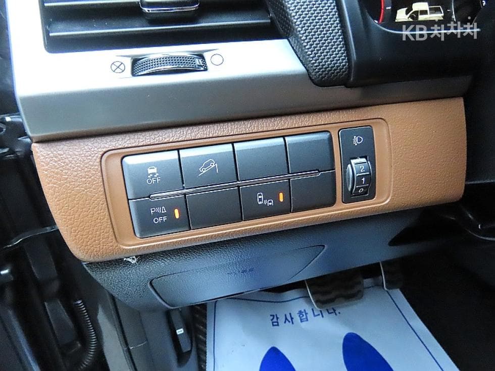 KG Mobility Rexton 스포츠2.2 4WD Noblesse - 12