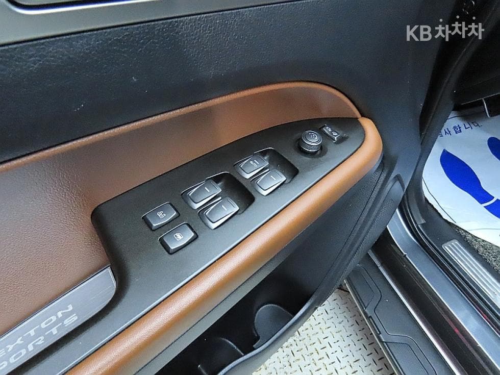 KG Mobility Rexton 스포츠2.2 4WD Noblesse - 13