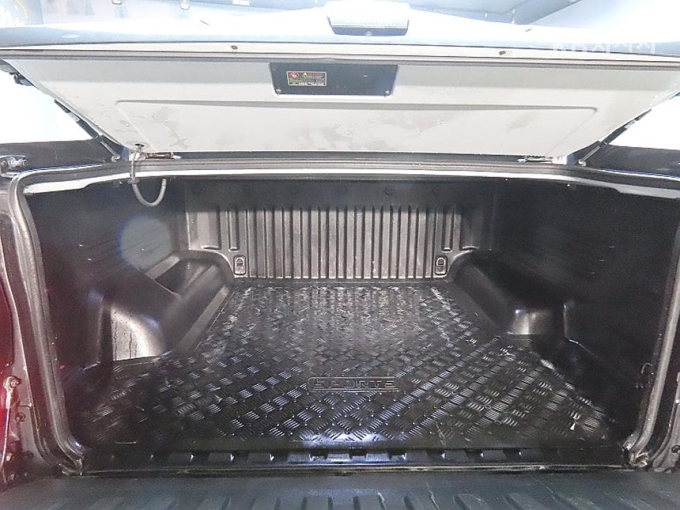 KG Mobility Rexton 스포츠2.2 4WD Noblesse - 19