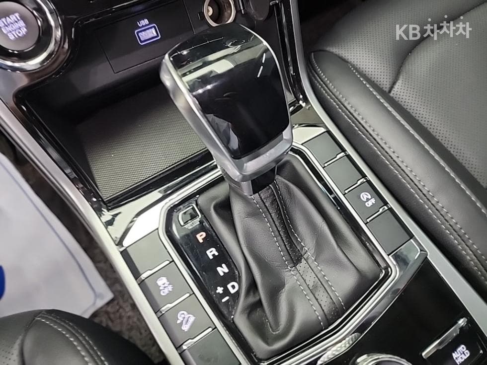 КейДжи Мобилити 뷰티플 코란도1.5 GDi Turbo 2WD C5 Plus - 8