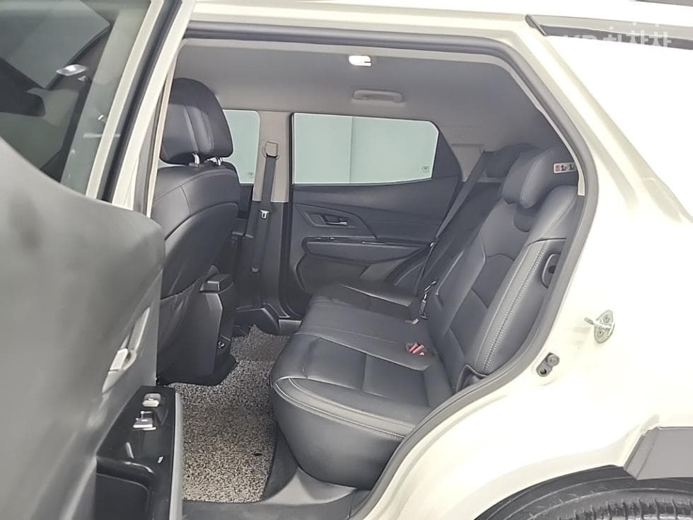 КейДжи Мобилити 뷰티플 코란도1.5 GDi Turbo 2WD C5 Plus - 12