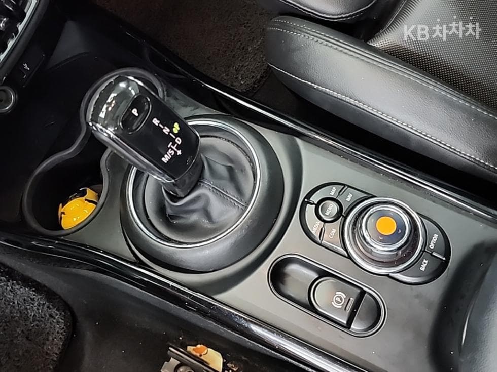 Mini 클럽맨 Second generation1.5 Cooper High Trim - 8