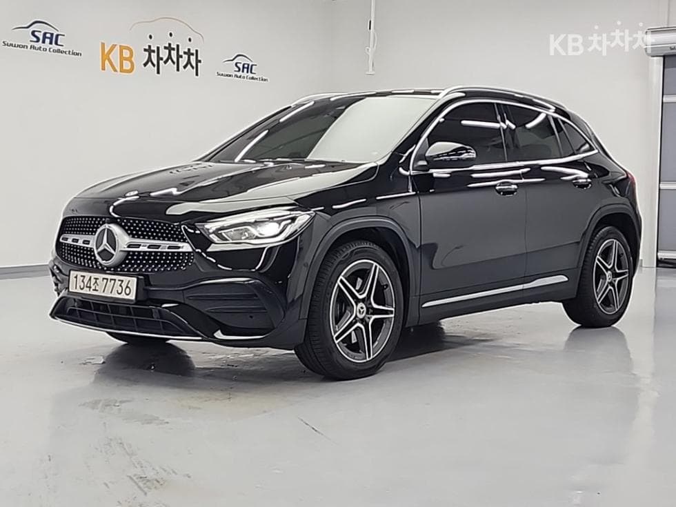 Mercedes-Benz GLA X156 GLA250 4매틱 - Image 1