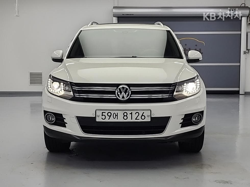 Volkswagen Нов Tiguan2.0 Турбо Дизел Инжекция Premium 5N - 2