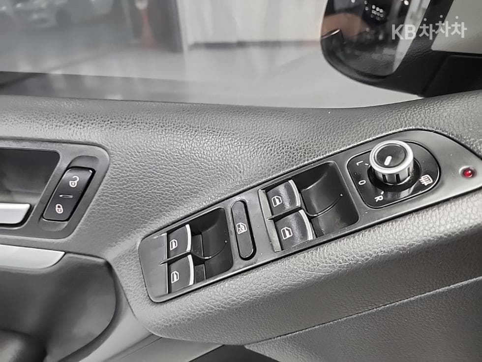 Volkswagen Нов Tiguan2.0 Турбо Дизел Инжекция Premium 5N - 16
