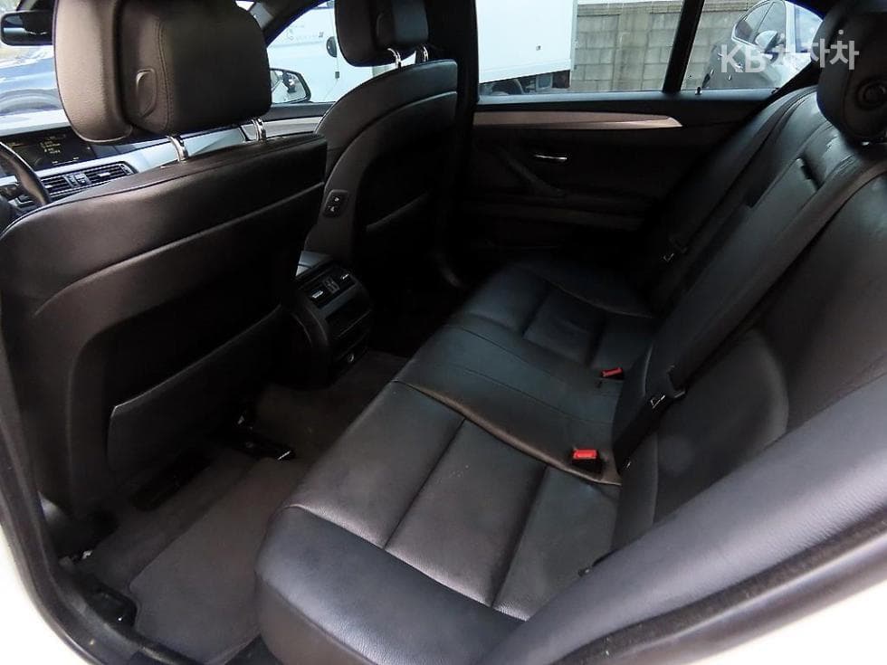 BMW Нов5 Серия520d F10 - 6
