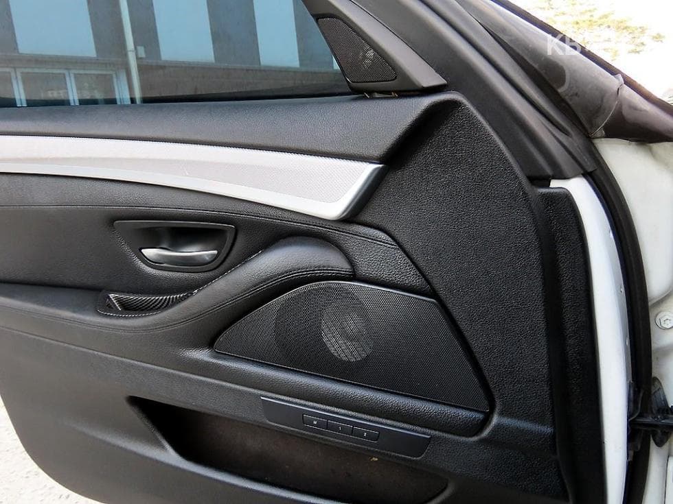 BMW Нов5 Серия520d F10 - 12