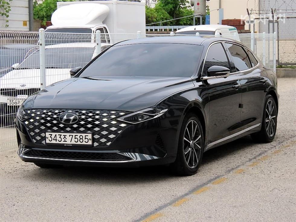 Hyundai The New (facelift) Grandeur (Azera)3.3 Exclusive - 2