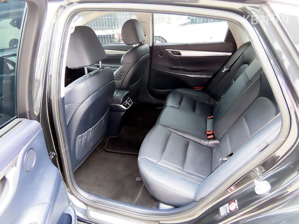 Hyundai The New (facelift) Grandeur (Azera)3.3 Exclusive - 6