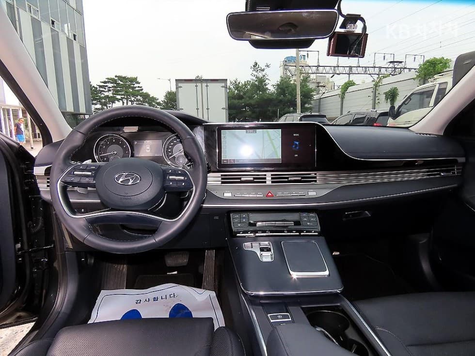 Hyundai The New (facelift) Grandeur (Azera)3.3 Exclusive - 7