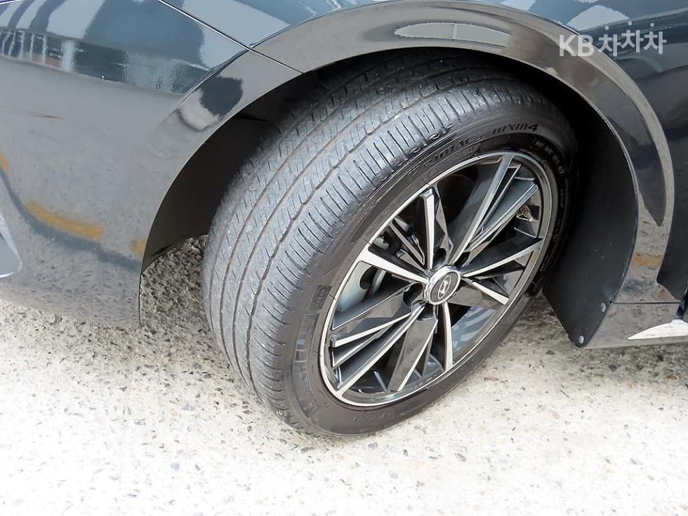 Hyundai The New (facelift) Grandeur (Azera)3.3 Exclusive - 20