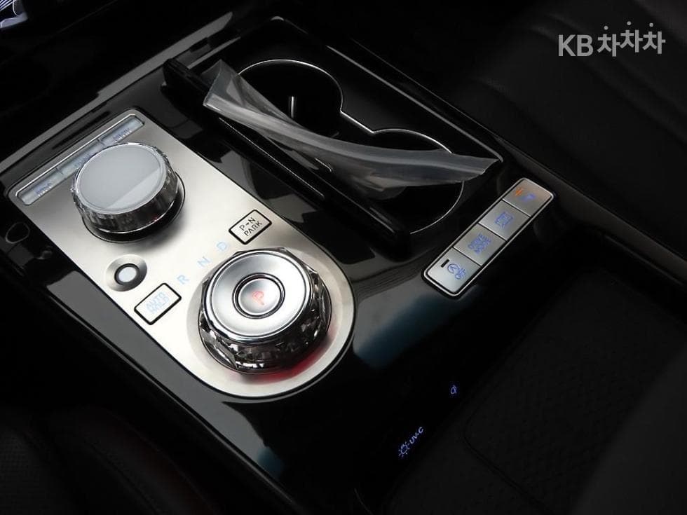 Дженезис G80(RG3)2.5 Турбо Бензин Директ Инжекция 2WD - 10