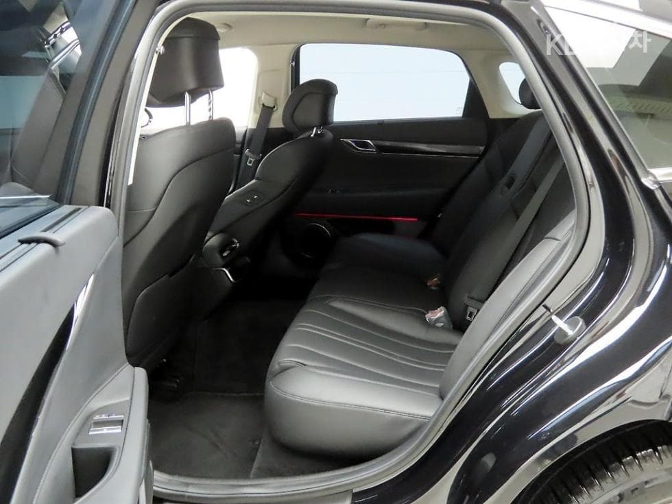 Дженезис G80(RG3)2.5 Турбо Бензин Директ Инжекция 2WD - 12