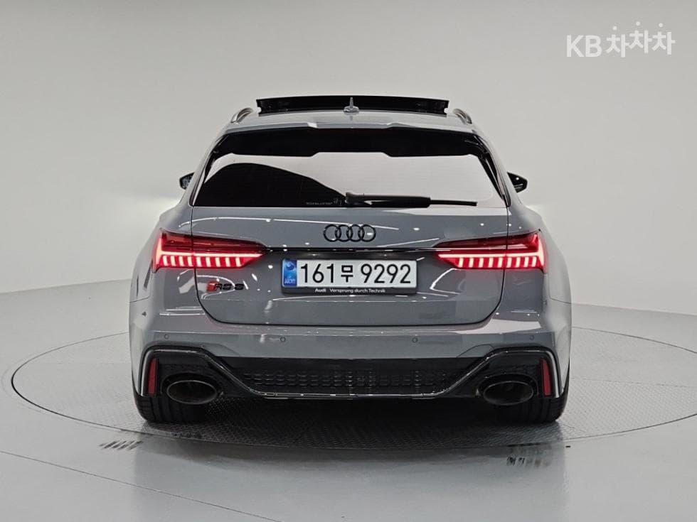 Audi RS6(C8)4.0 TFSI Avant Performance - 3