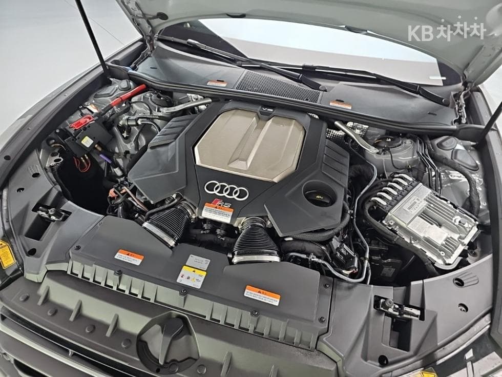 Audi RS6(C8)4.0 TFSI Avant Performance - 5