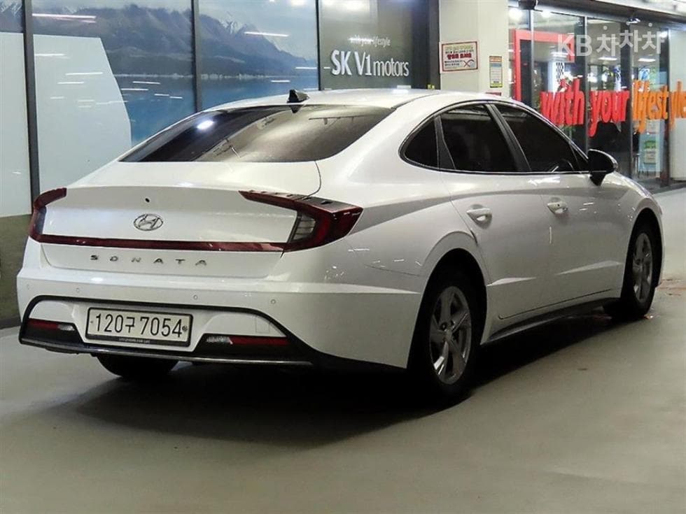Хюндай Соната (DN8)2.0 LPG Рент-а-кар Смарт - 3