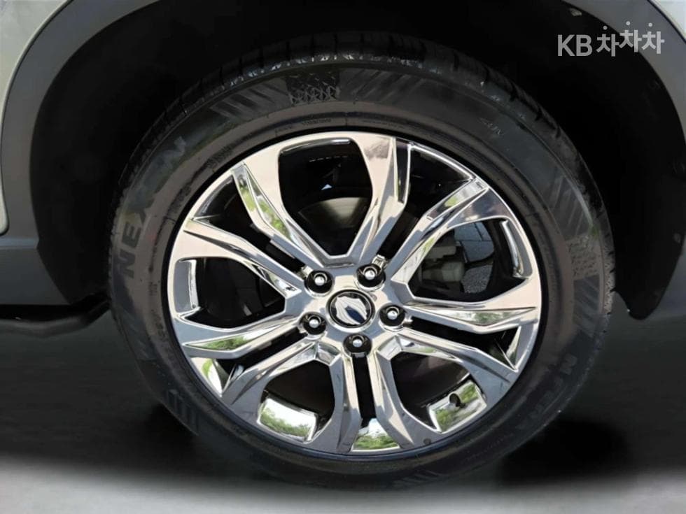 КейДжи Мобилити G4 Rexton2.2 4x4 마제스티 - 5