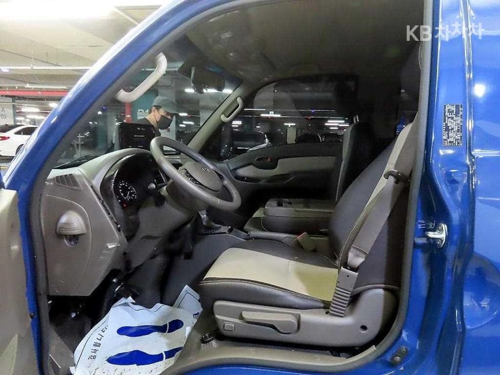 Хюндай Porter 2Удължено междуосие Двойна Кабина LPG Modern - 7