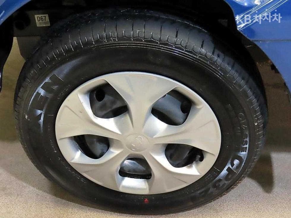 Хюндай Porter 2Удължено междуосие Двойна Кабина LPG Modern - 19