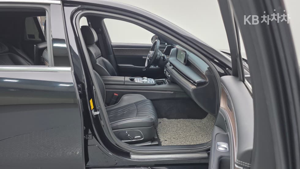 Дженезис G90(RS4)3.5T AWD Стандартен - 24