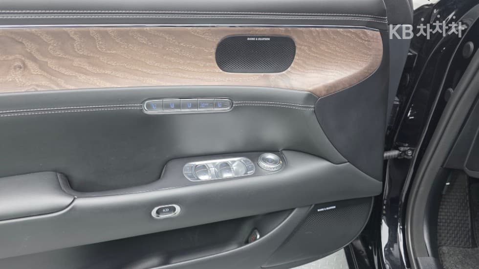 Дженезис G90(RS4)3.5T AWD Стандартен - 20