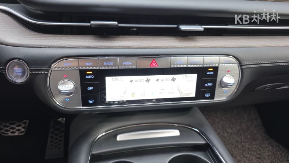 Дженезис G90(RS4)3.5T AWD Стандартен - 28