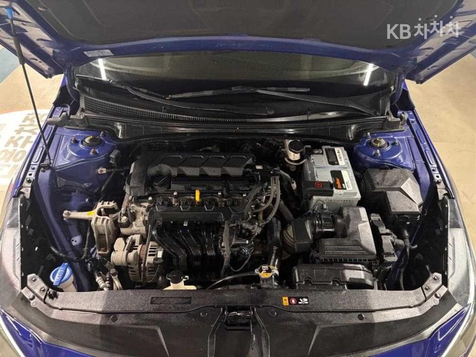 Hyundai All New Avante (Elantra)(CN7)1.6 Gasoline Modern - 2