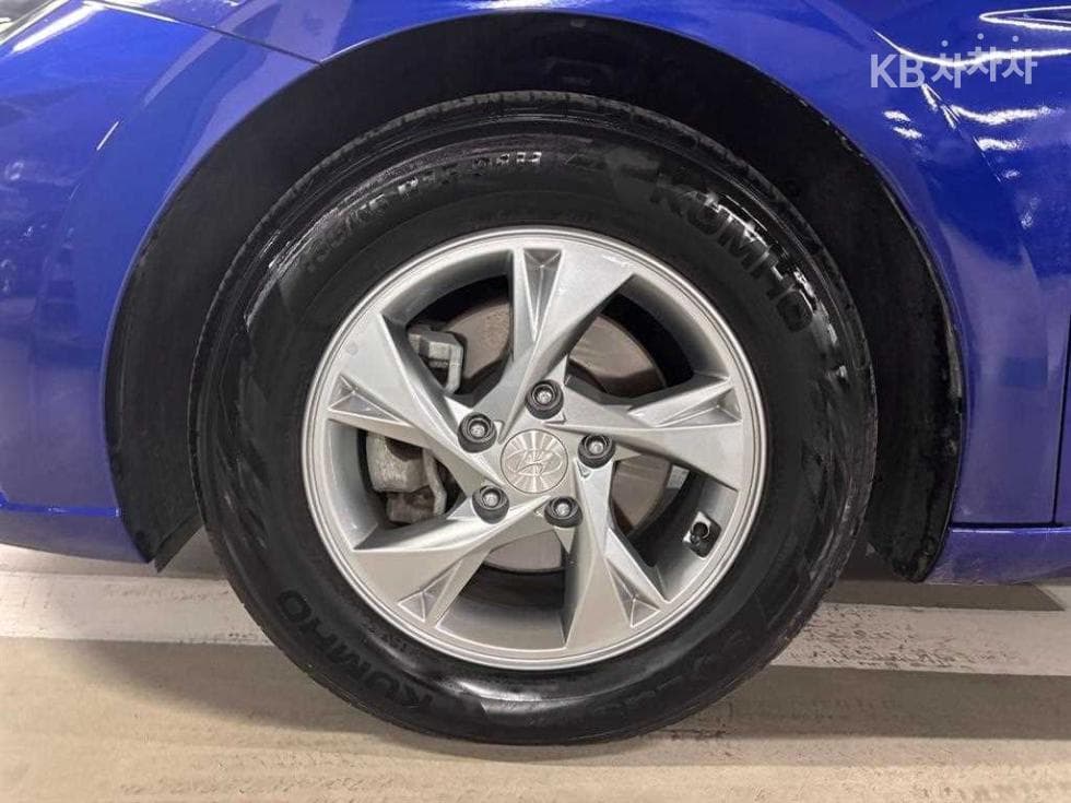 Hyundai All New Avante (Elantra)(CN7)1.6 Gasoline Modern - 4