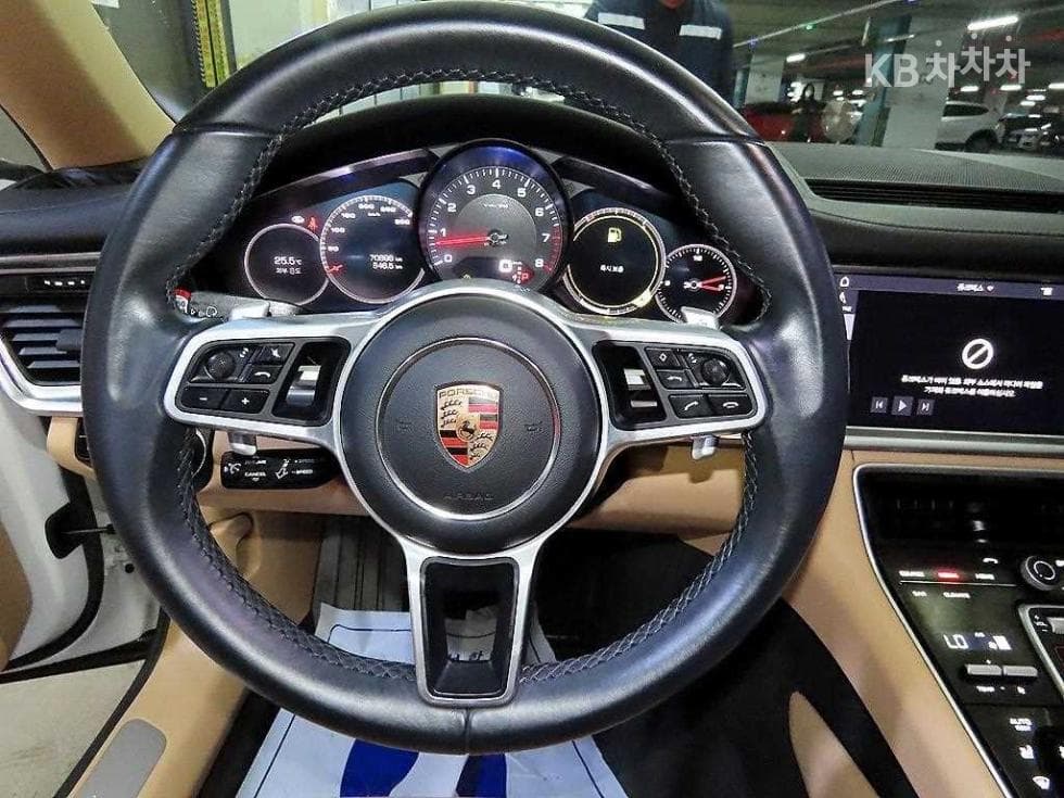 Porsche 파나메라 (971)3.0 4 Стандартен - 8