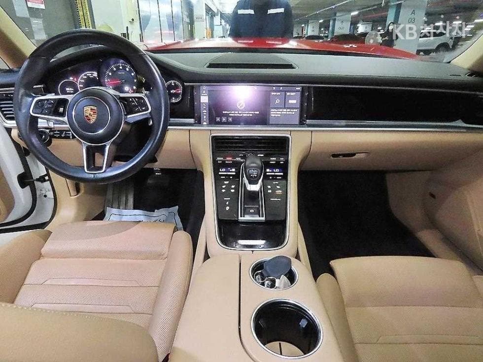 Porsche 파나메라 (971)3.0 4 Стандартен - 10