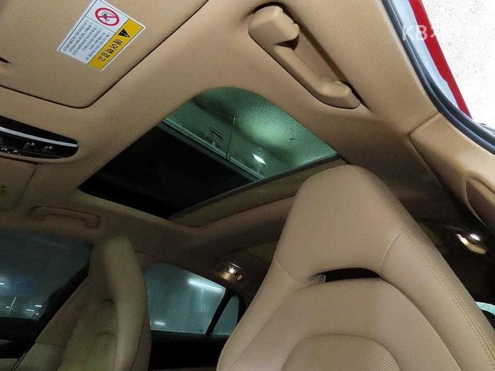 Porsche 파나메라 (971)3.0 4 Стандартен - 14