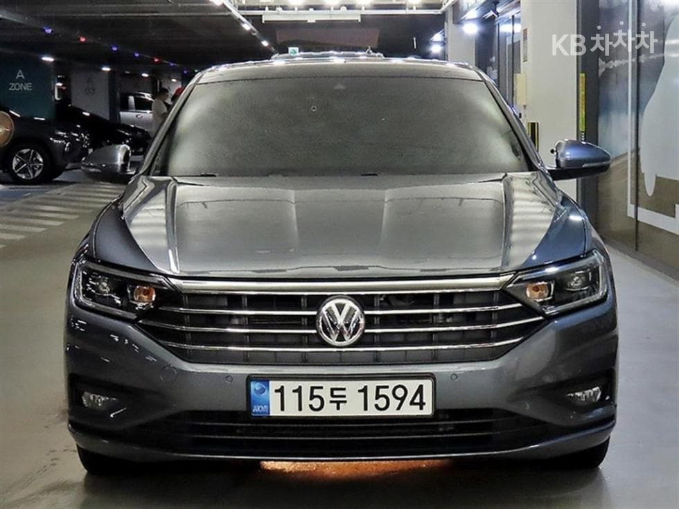 Volkswagen The All New Jetta(7-мо поколение)1.4 Турбонагнетен Стратифициран Инжекция (ВВ) Prestige - 2