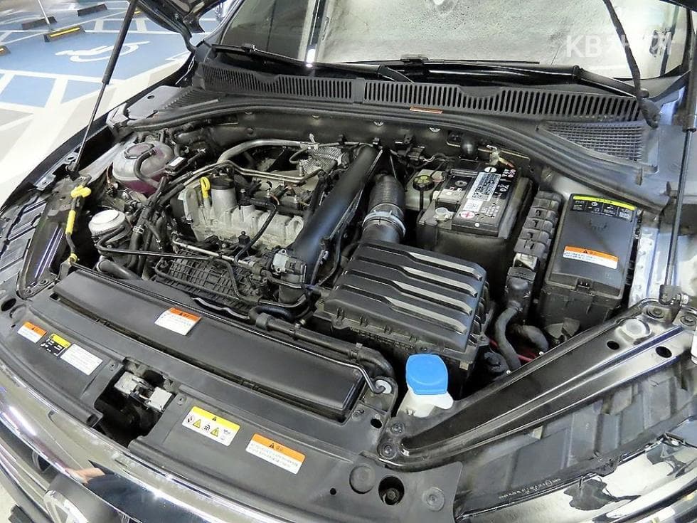Volkswagen The All New Jetta(7-мо поколение)1.4 Турбонагнетен Стратифициран Инжекция (ВВ) Prestige - 19