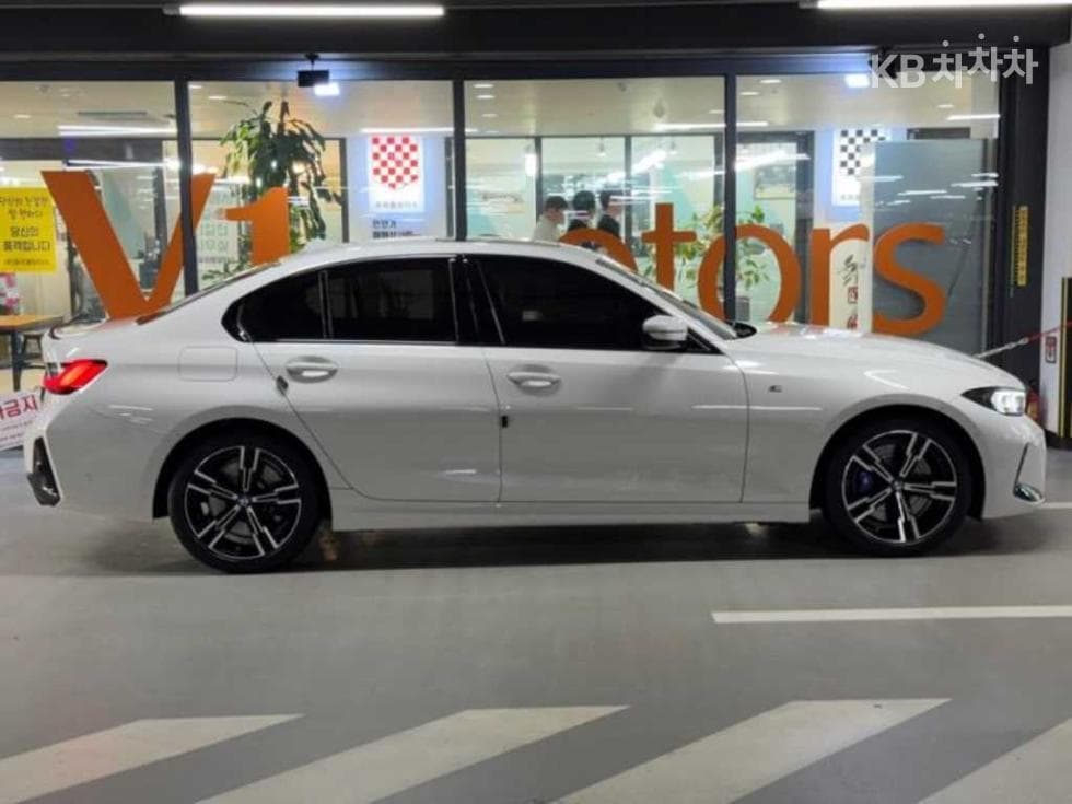 BMW 3 Серия (G20)320i M Sport - 3