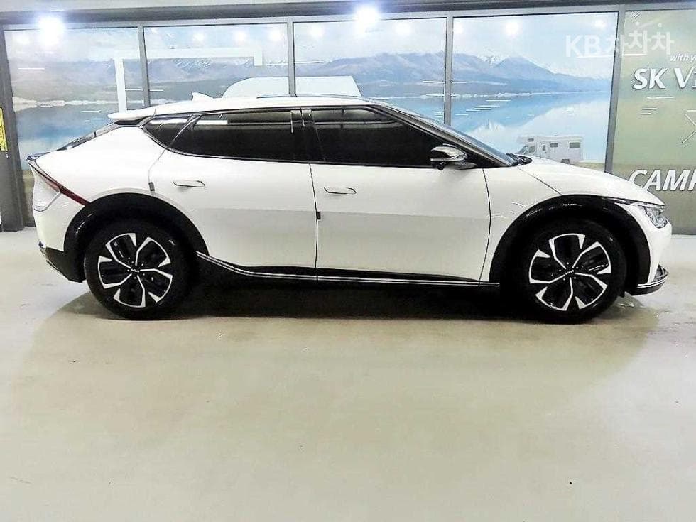 Киа EV6롱 레Местен지 2WD 어스 - 3