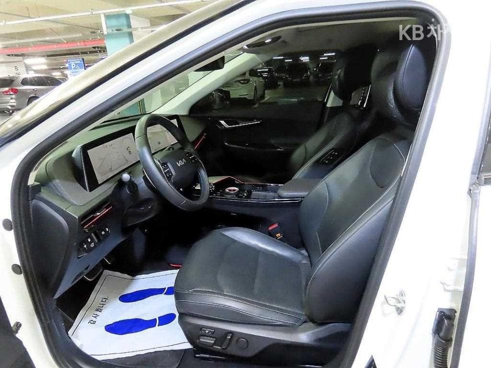 Киа EV6롱 레Местен지 2WD 어스 - 6