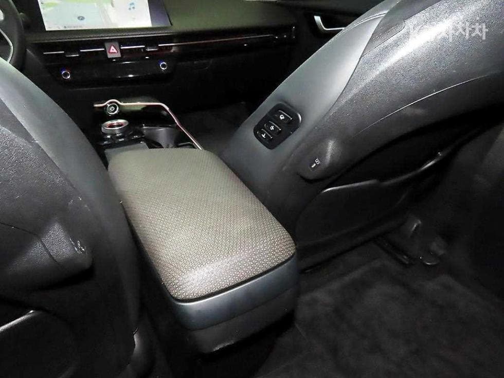 Киа EV6롱 레Местен지 2WD 어스 - 13
