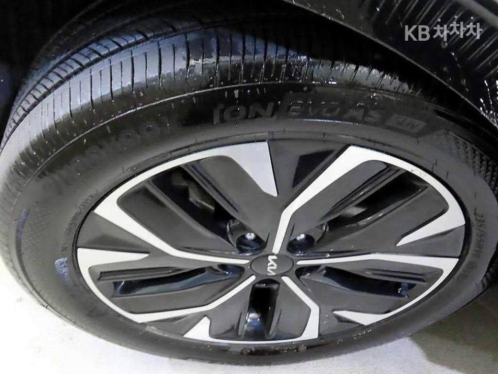 Киа EV6롱 레Местен지 2WD 어스 - 20