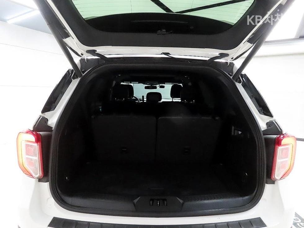 Ford Explorer(6세대)Gasoline Turbo 2.3 AWD Limited - 18