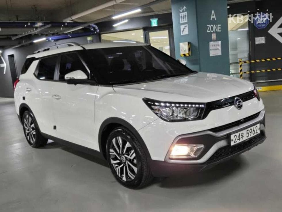 КейДжи Мобилити Тиволи AirБензин 2WD IX - 2