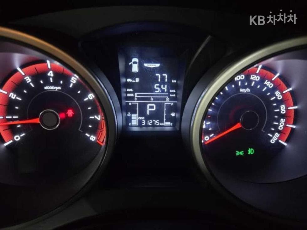 КейДжи Мобилити Тиволи AirБензин 2WD IX - 12