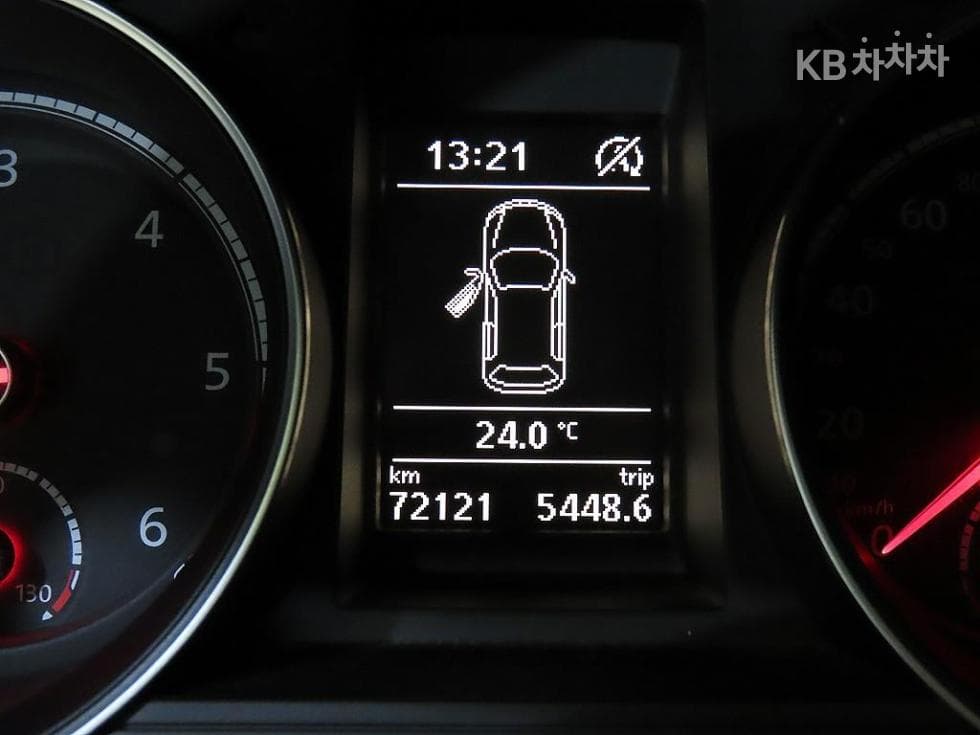 Volkswagen Scirocco2.0 Turbo Diesel Injection R-line - 9