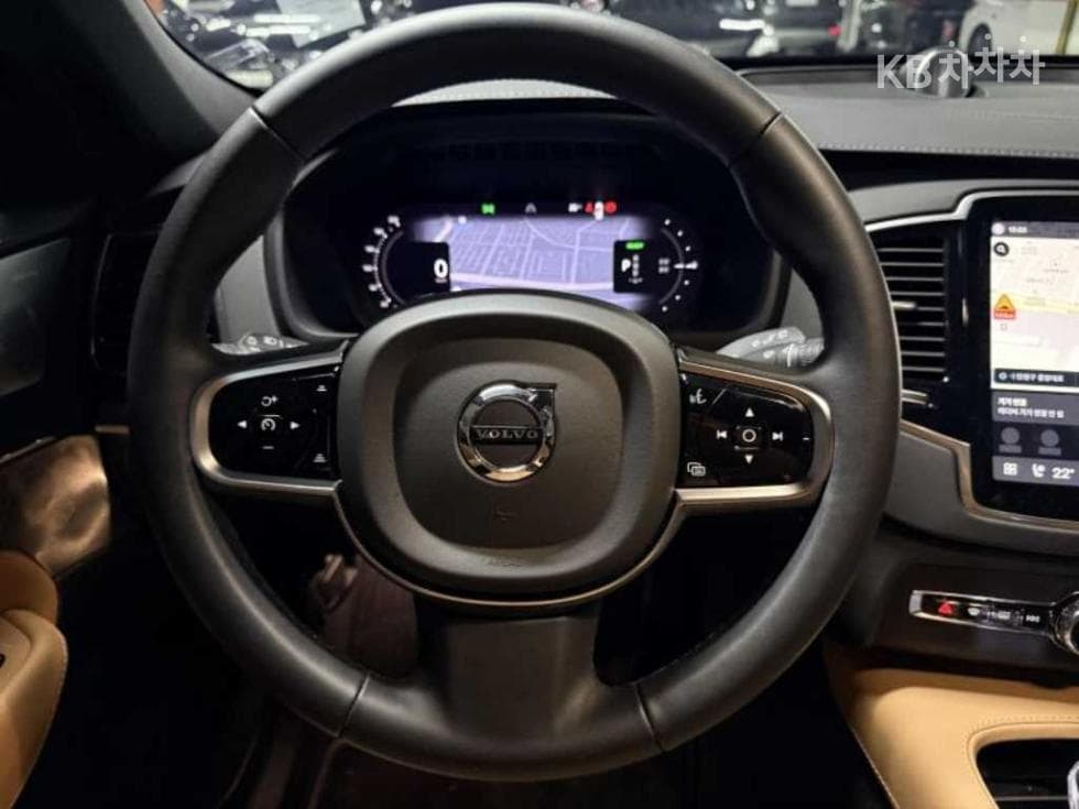 Volvo All New XC90T8 Ultimate Bright - 7