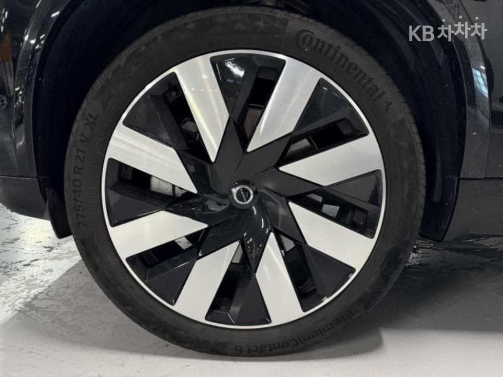 Volvo All New XC90T8 Ultimate Bright - 19