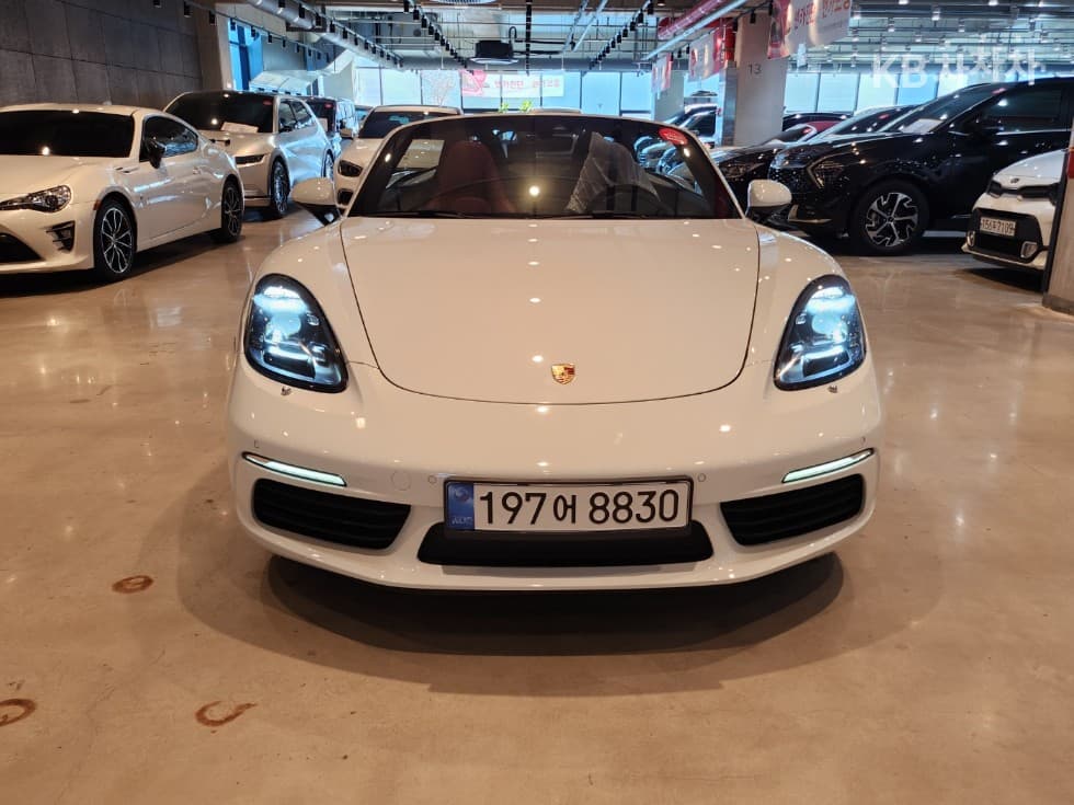 Porsche 718 박스터2.5 S - 2