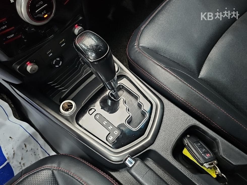 KG Mobility Tivoli Air2WD RX - 8